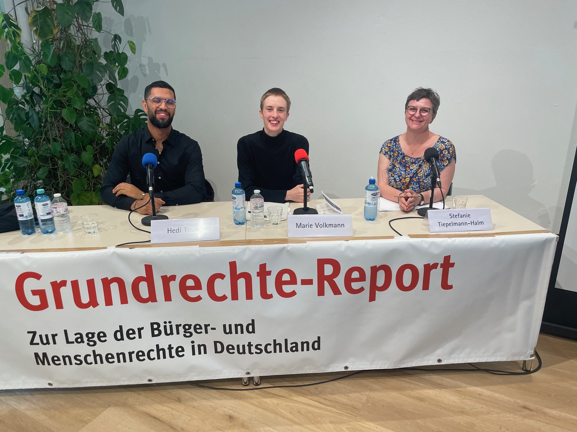 Grundrechte-Report 2024 vorgestellt